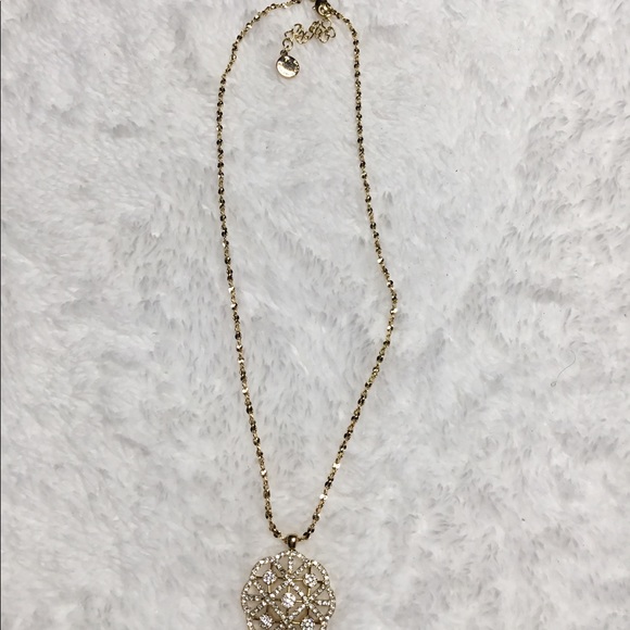 Charter 🌸SOLD🌸  Club Gold Disc-Like Necklace - Picture 4 of 7